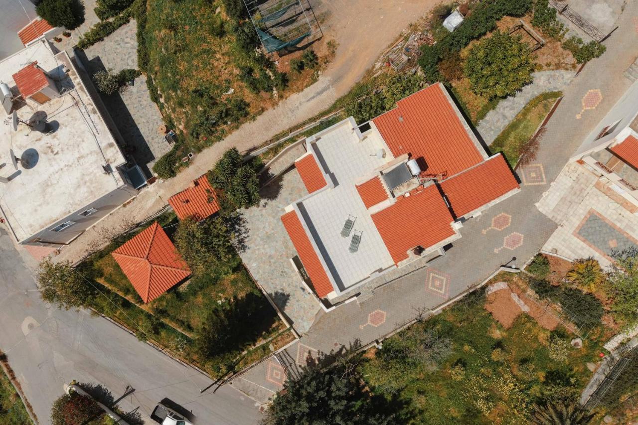 Villa Melenia For Family Holidays By The Beach Agia Pelagia  Exterior photo