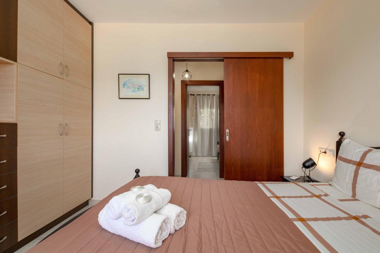 Villa Melenia For Family Holidays By The Beach Agia Pelagia  Exterior photo